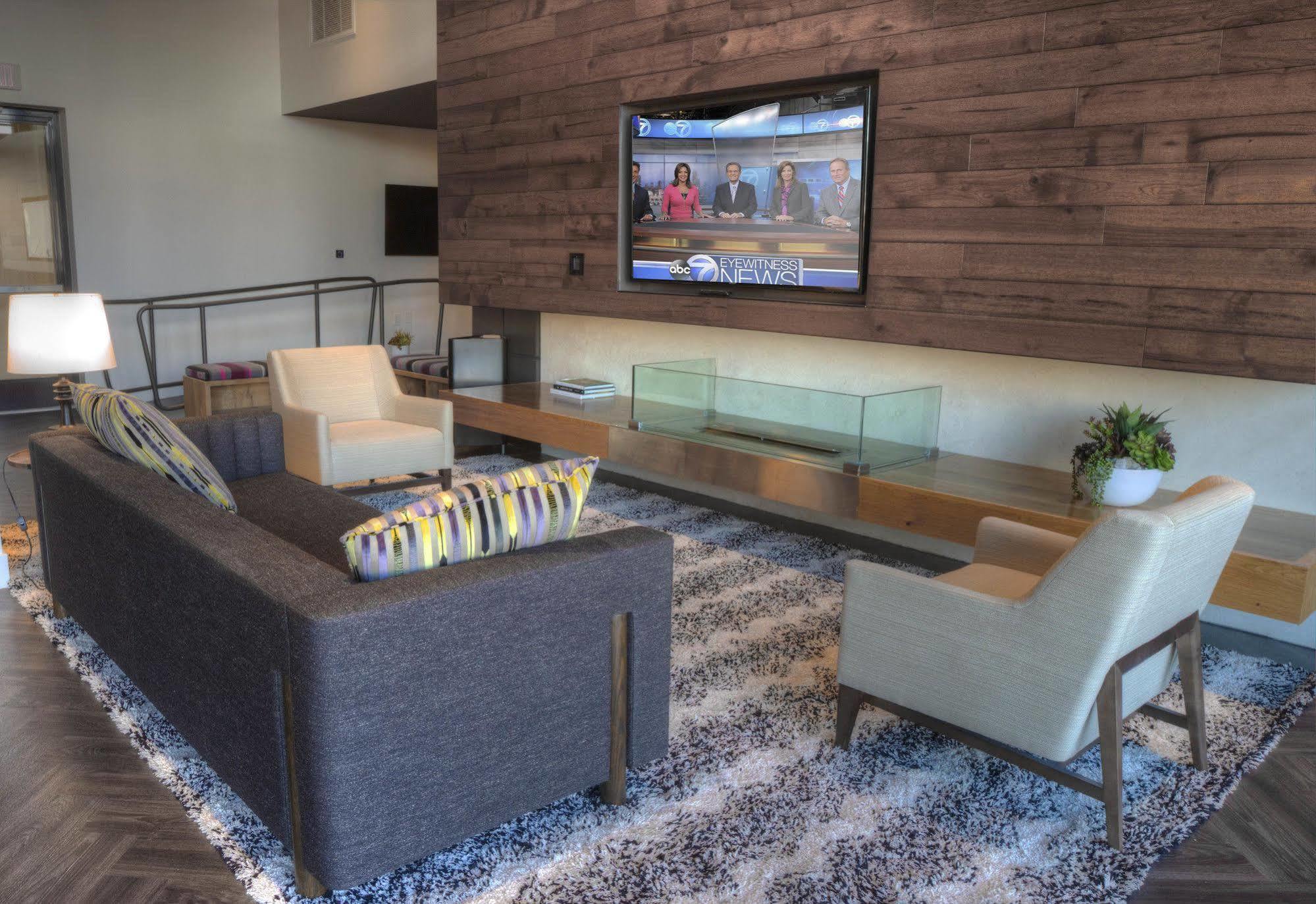 Apartamento Oakwood Mountain View Exterior foto